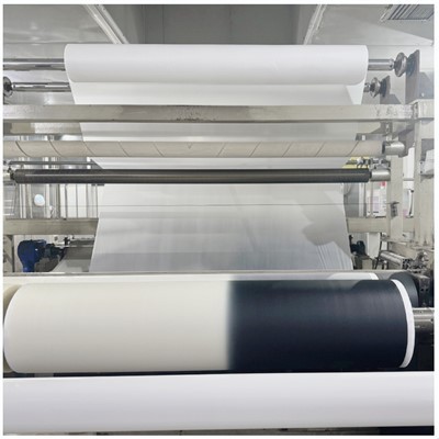 ฟิล์ม PVB แบบกว้างเป็นพิเศษสำหรับกระจกยานยนต์